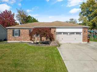 106 Elkins Ln, Springboro, OH 45066