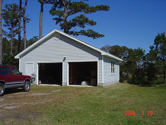 3rd image of 175 Shore Dr