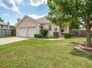 8205 Blackfin Dr, Rowlett, TX 75089