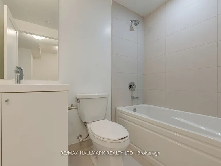2545 Simcoe St N #417 — Photo 13