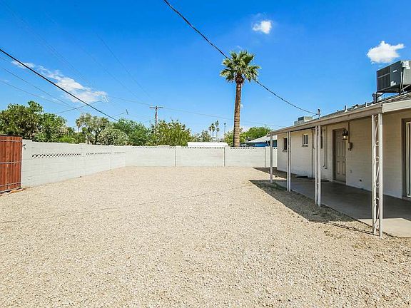 2nd image of 426 E Hermosa Dr