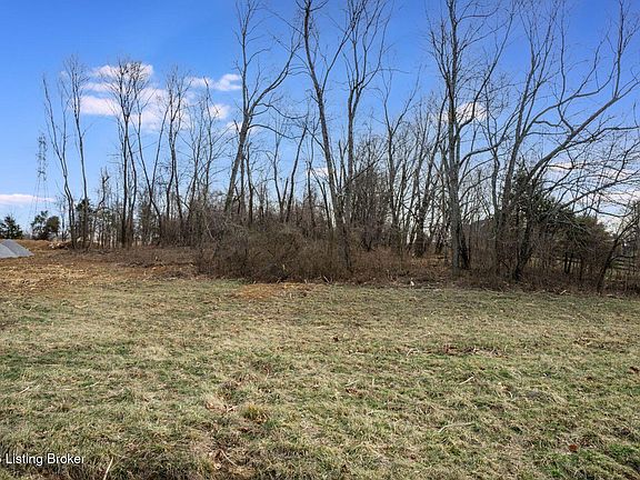 5th image of 4905 Sycamore Run Dr