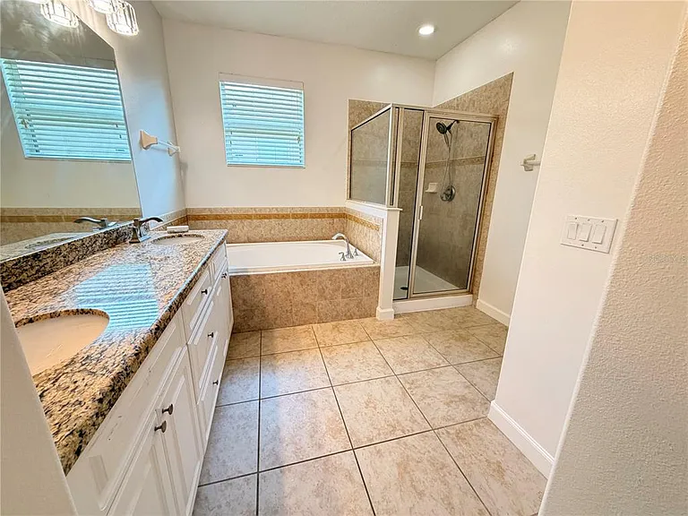 2347 Crosston Cir — Photo 10