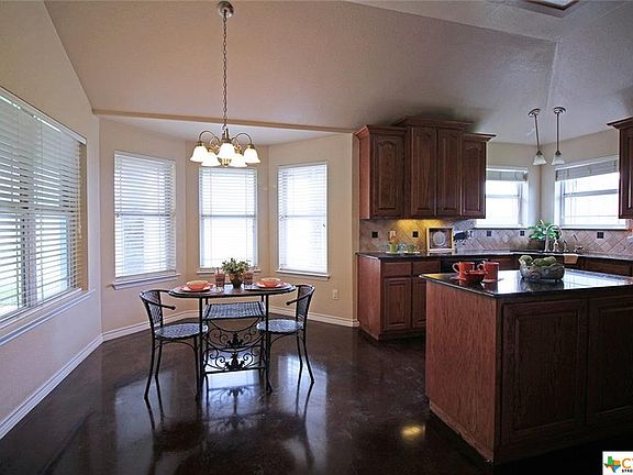 3rd image of 210 Coleton Dr
