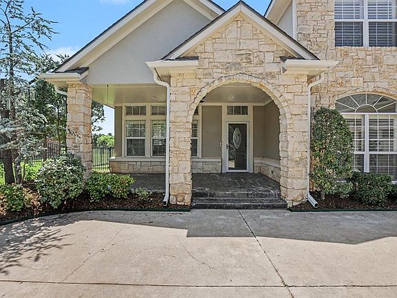 2nd image of 3808 Woodshadow Rd