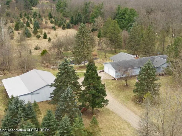 1480 E Haslett Rd, Williamston, MI 48895