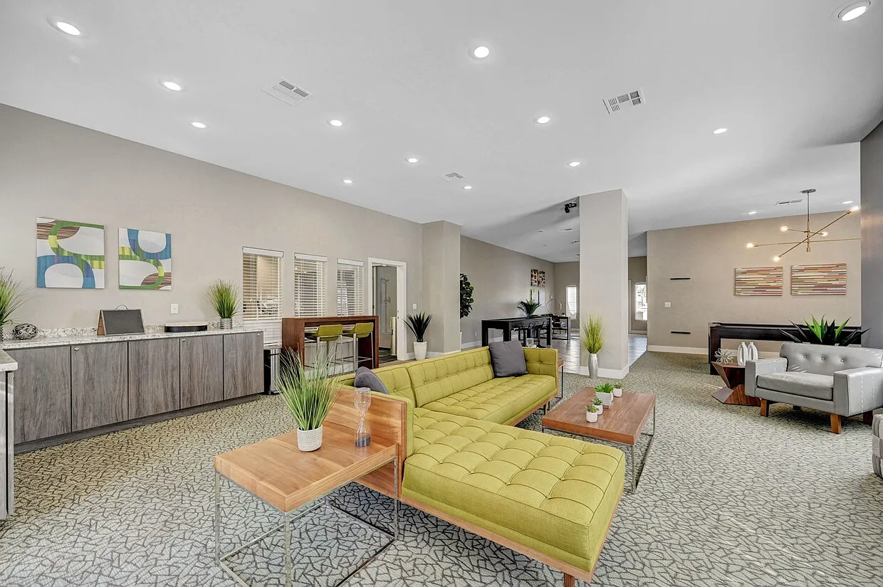 Horizon Ridge Apartments — Photo 1