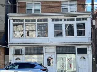 136 & 138 W 3rd St, Mount Carmel, PA