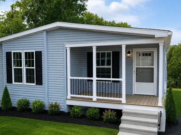 111 Clark Ln, Waterford, CT