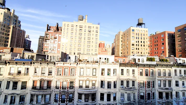 Rented by Mallan Real Estate Inc | media 17