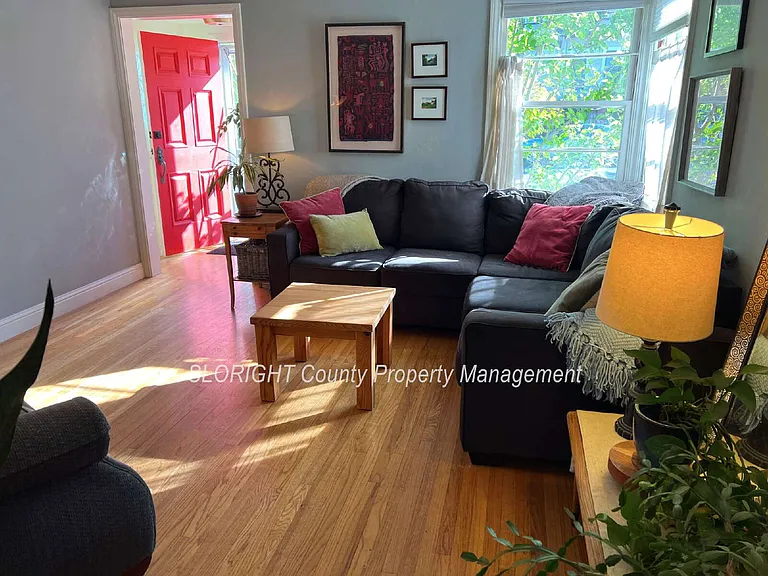 1837 Chorro St — Photo 2
