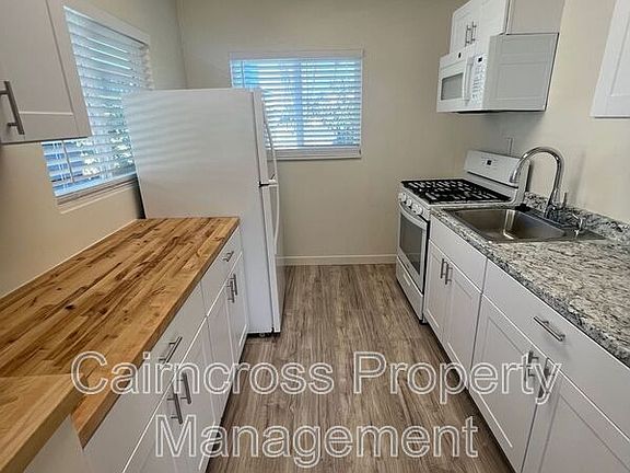 3rd image of 4449 Ocean Blvd Unit 10