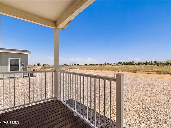 2nd image of 55 W Hawaii Rd