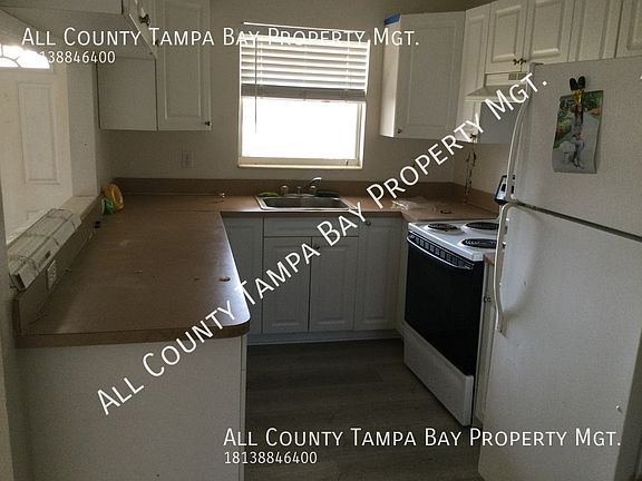 2nd image of 993 Sunrise Dr APT B