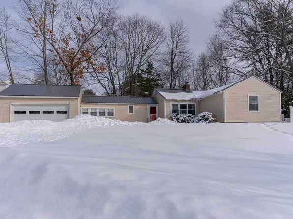 64 Maple Street, Somersworth, NH 03878