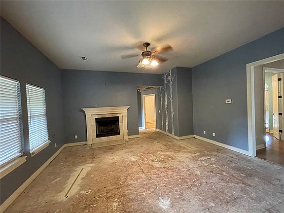 4th image of 12493 Cooper Dr