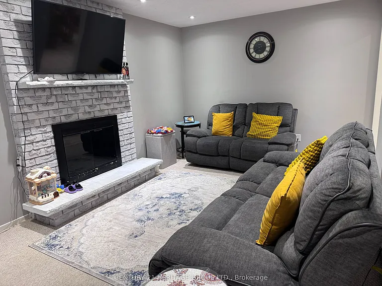 45 Stiver Dr — Photo 4