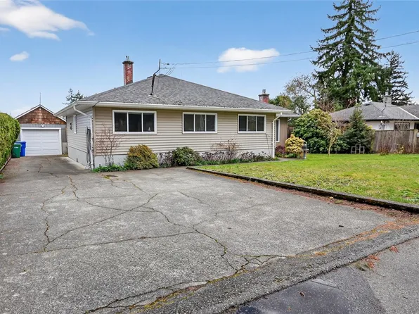 750 Northumberland Ave, Nanaimo, BC V9S 5C4