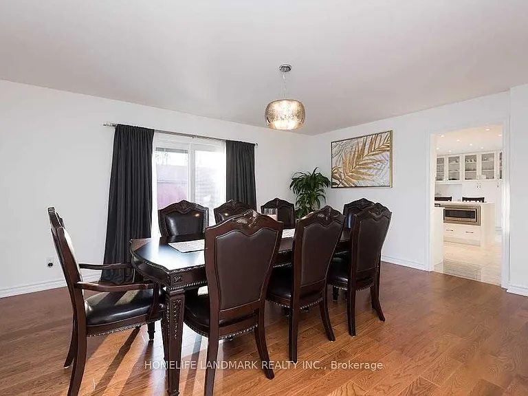 32 Elmvale Blvd — Photo 13