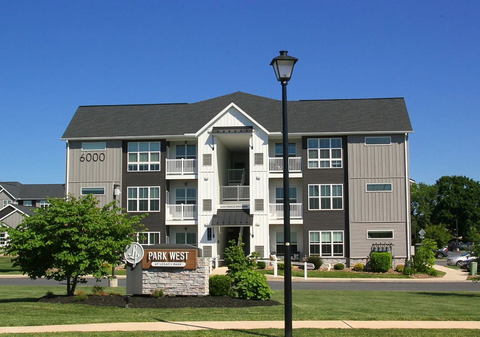 Park West Apartments — Photo 1