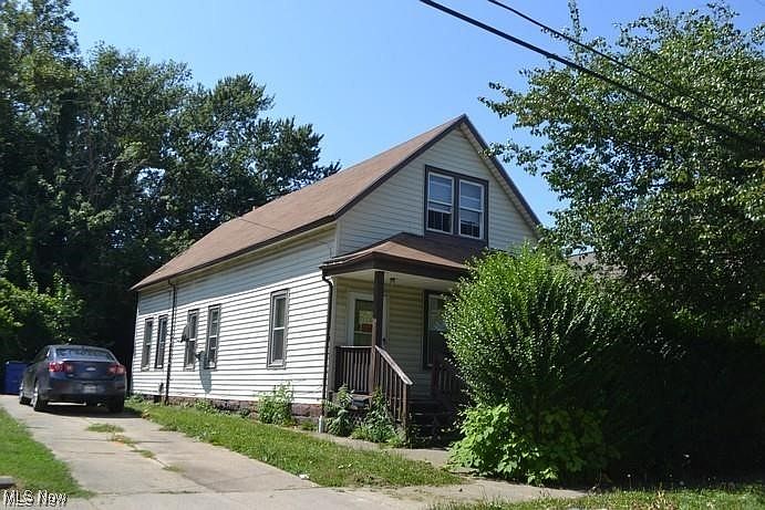 1st image of 3352 E 66th St