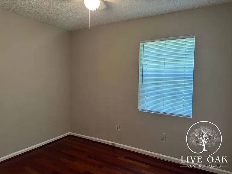 200 Sequoia Cir — Photo 10