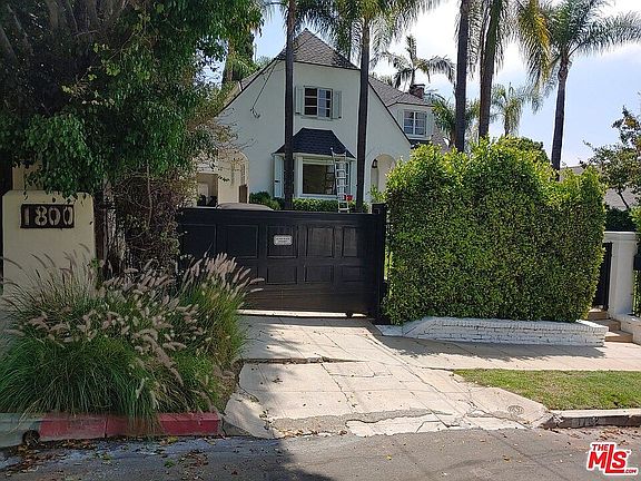2nd image of 1762 N Stanley Ave