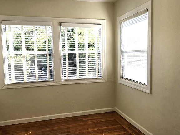 3rd image of 702 Solano Ave #702