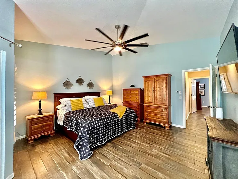 1010 Islamorada Blvd — Photo 19