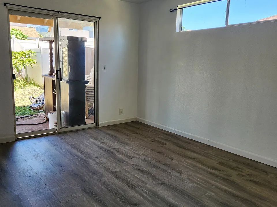 87-830 Kulauku St
