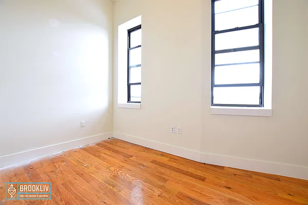 Rented by null | media 5