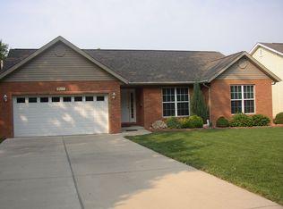 217 Sheffield Dr, Belleville, IL