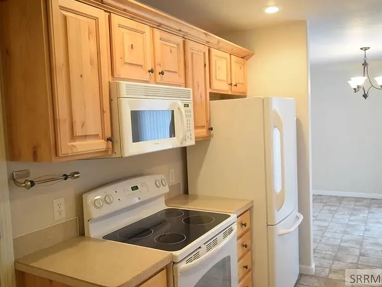 405 Dugout Way #405 — Photo 9