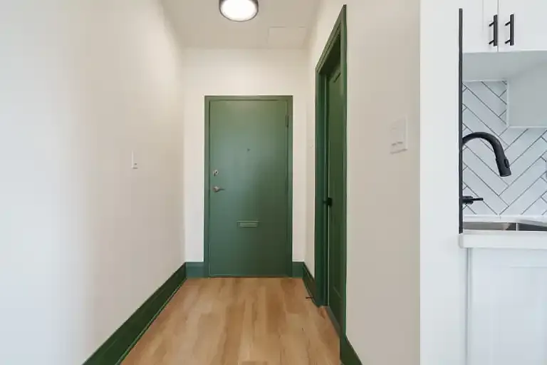 1 bed, 1.0 bath, 610 sqft, $1,700 — Photo 2