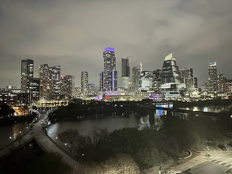 907 S Center St — Photo 85