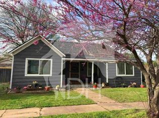 921 Grove St, Perry, OK 73077