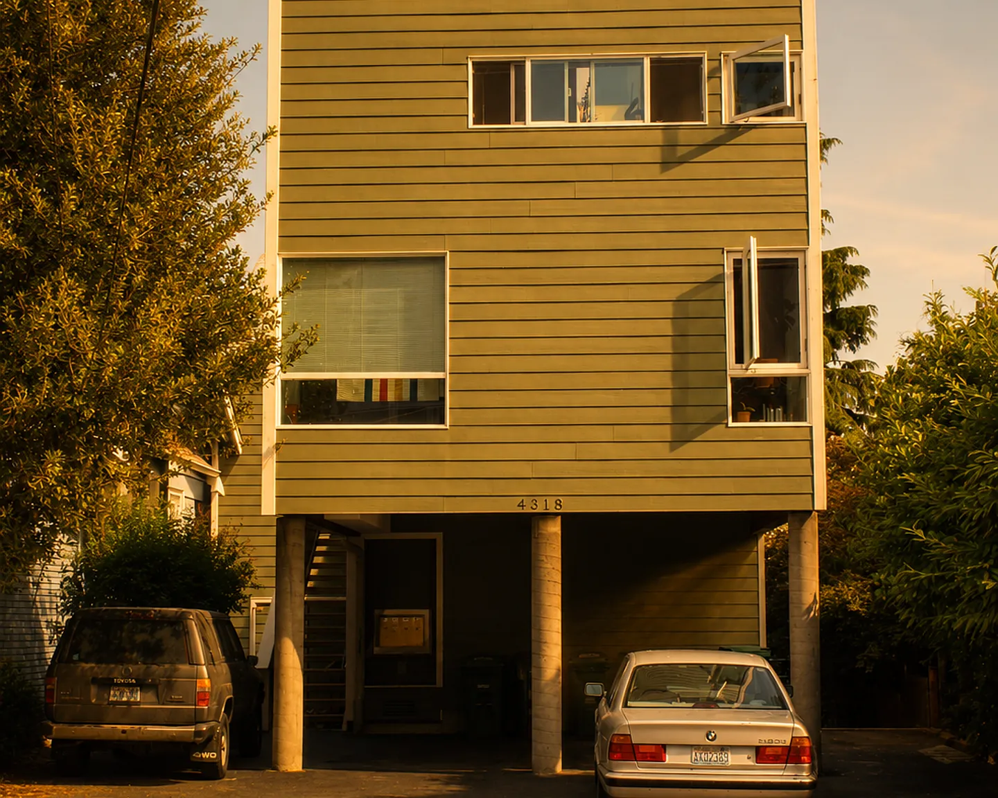 Evanston Apartments - Located on the north side of Fremont — Photo 2