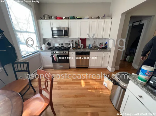 82 Gardner St, Allston, MA