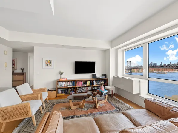 440 Kent Avenue image 1 of 9