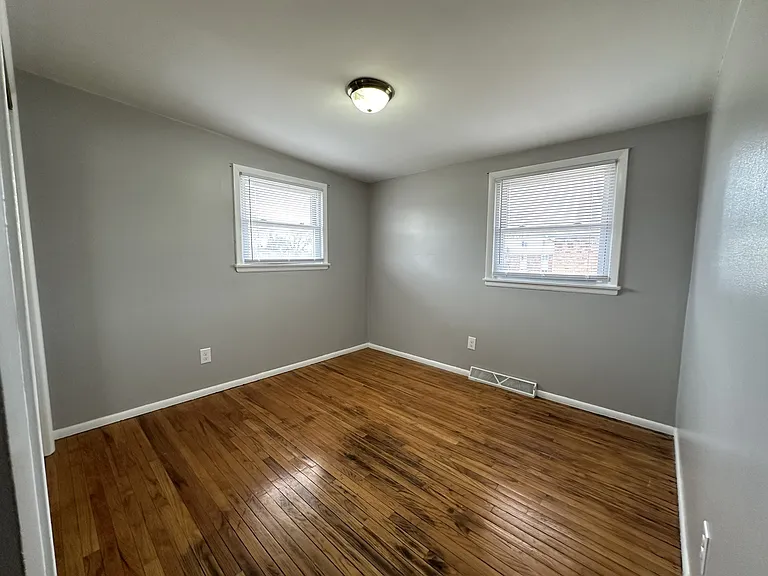 4208 Middlebury Ave #1 — Photo 8