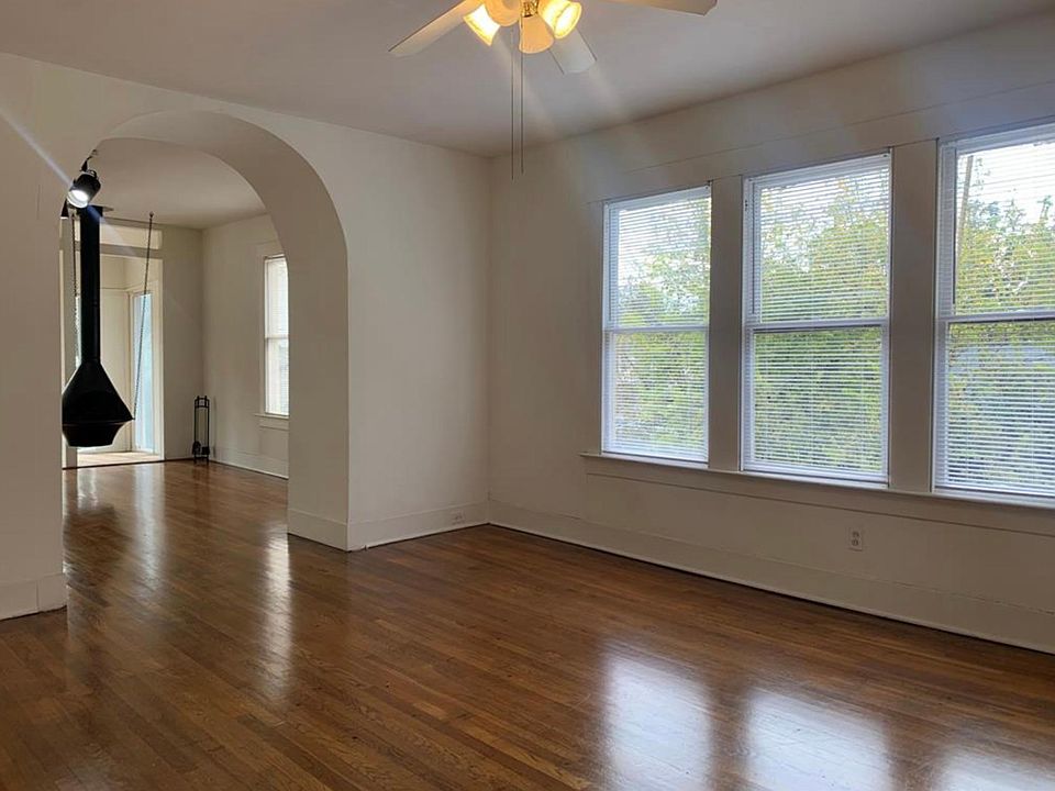 1st image of 1000 Missouri St APT C