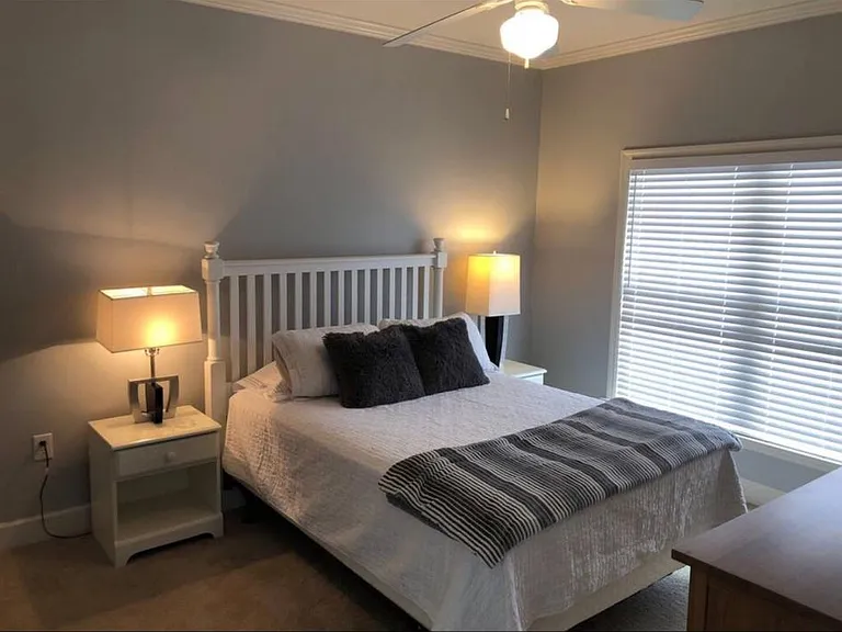 90 Crowne Pointe Rd #302 — Photo 8