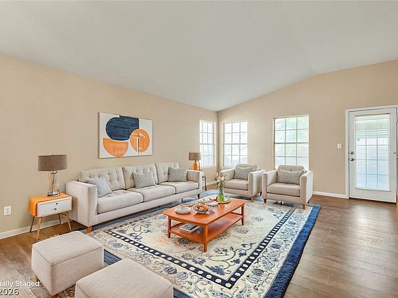 3rd image of 4920 Winterset Dr