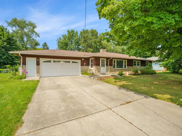 6191 Crestwood Ave, Kalamazoo, MI 49048