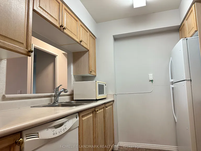 238 Doris Ave #1011 — Photo 8