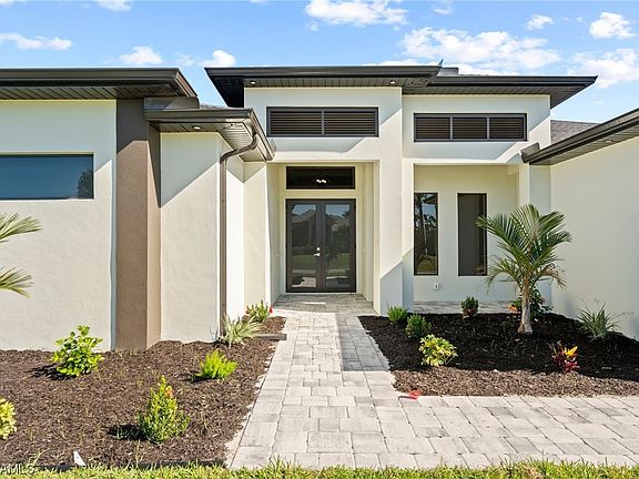 3rd image of 1833 SW 8th Ct