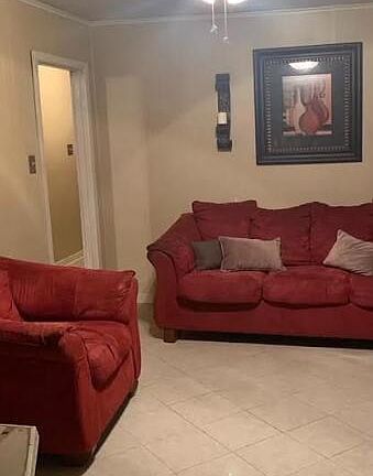 5th image of 1026 Woodville Dr