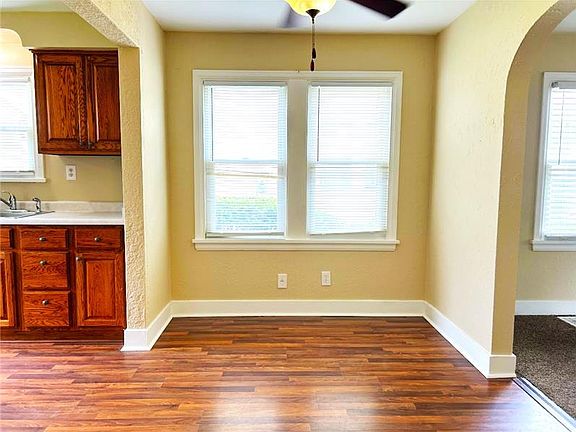 5th image of 129 McConnell Ave