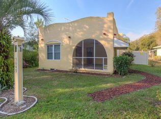 5049 9th St, Zephyrhills, FL 33542