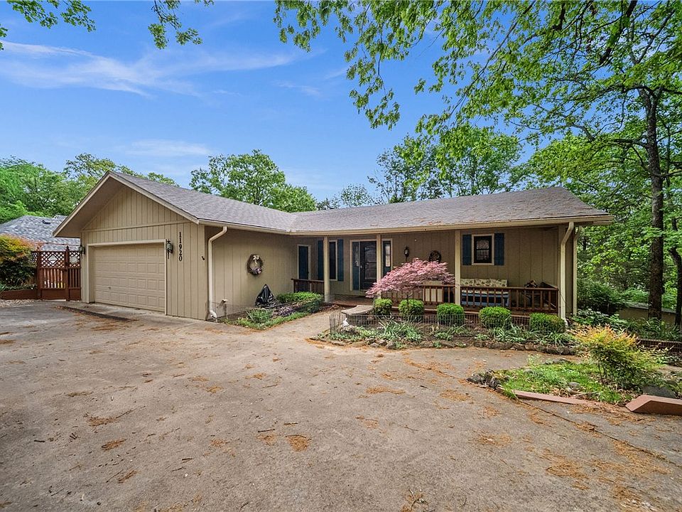 1st image of 11920 White Oak Dr